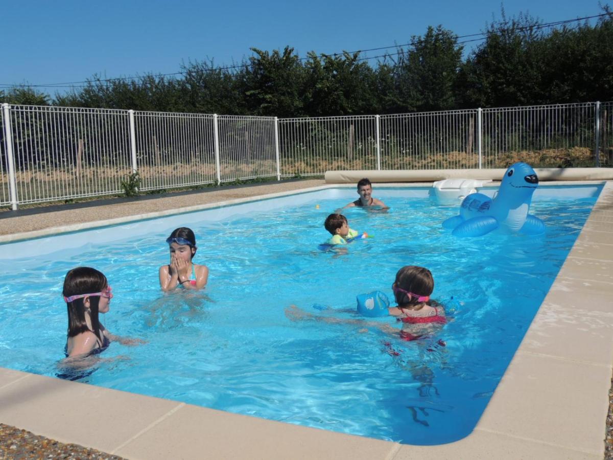 Gites Les Pieris - Housity