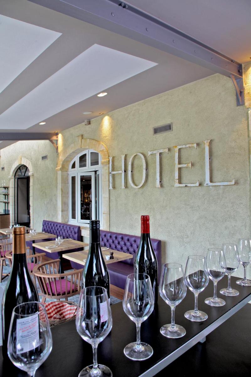 Boissons dans l'établissement Les Glycines - Hôtel & Spa - Teritoria
