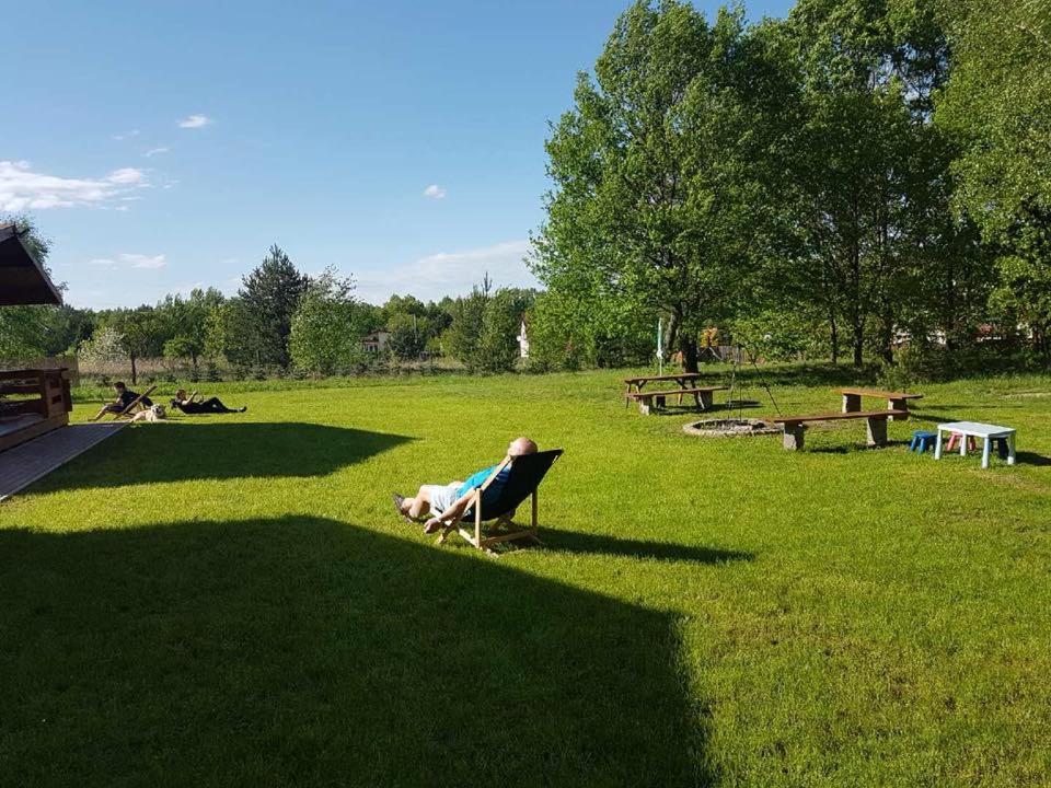 Camping Family - Housity