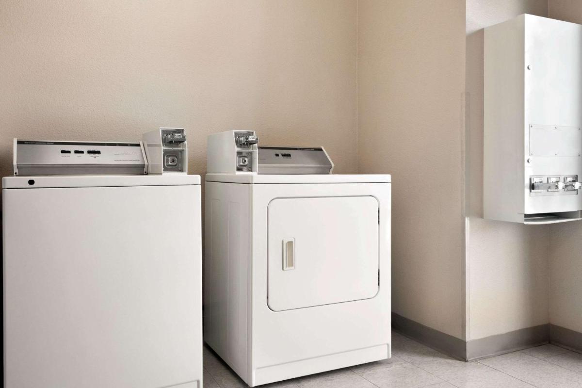 Microtel Inn & Suites Lodi - Housity