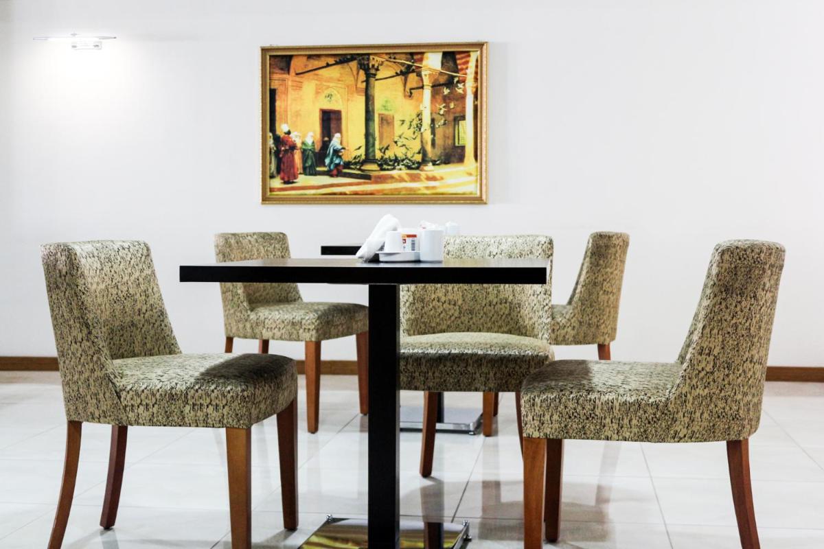 Helenapolis Otel - Housity