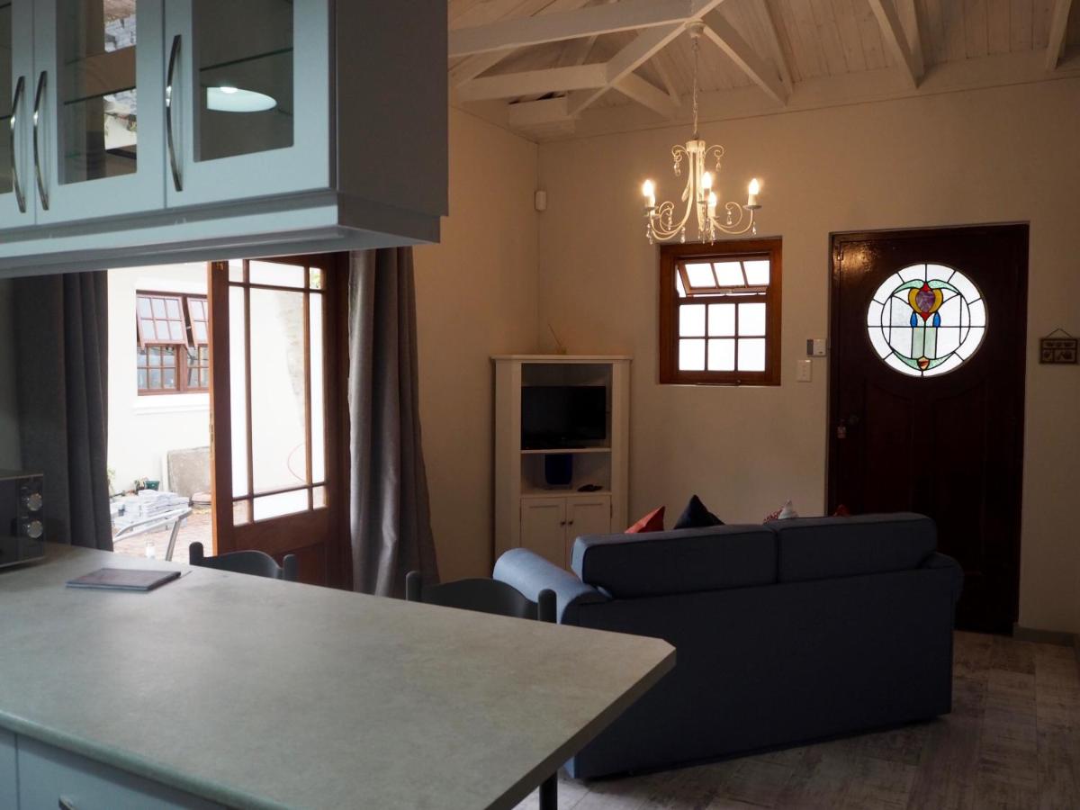 RAFTERS COTTAGE - Housity