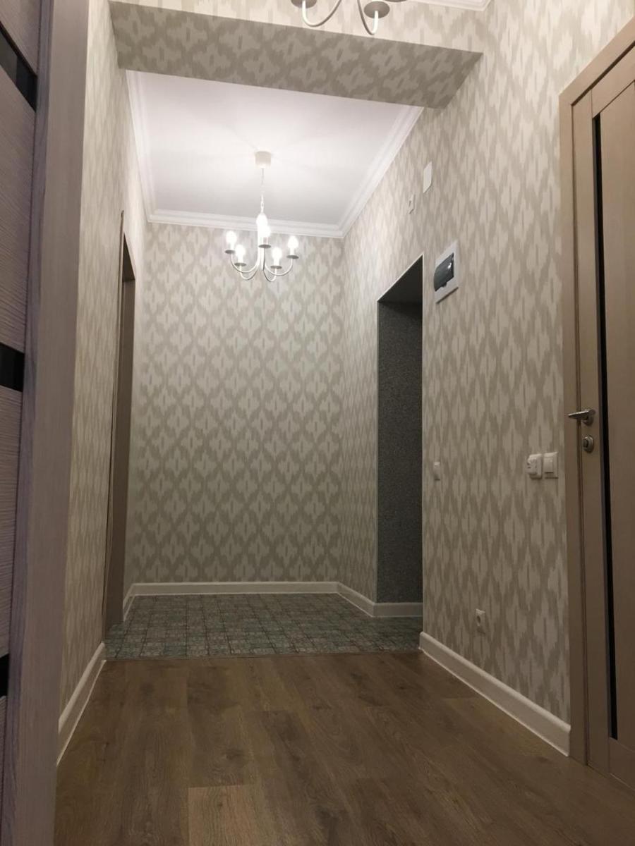 TRILLIONER Apartment 885 - Housity