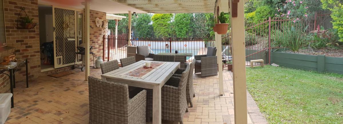 Robyn's Nest - Bed and Breakfast - Housity