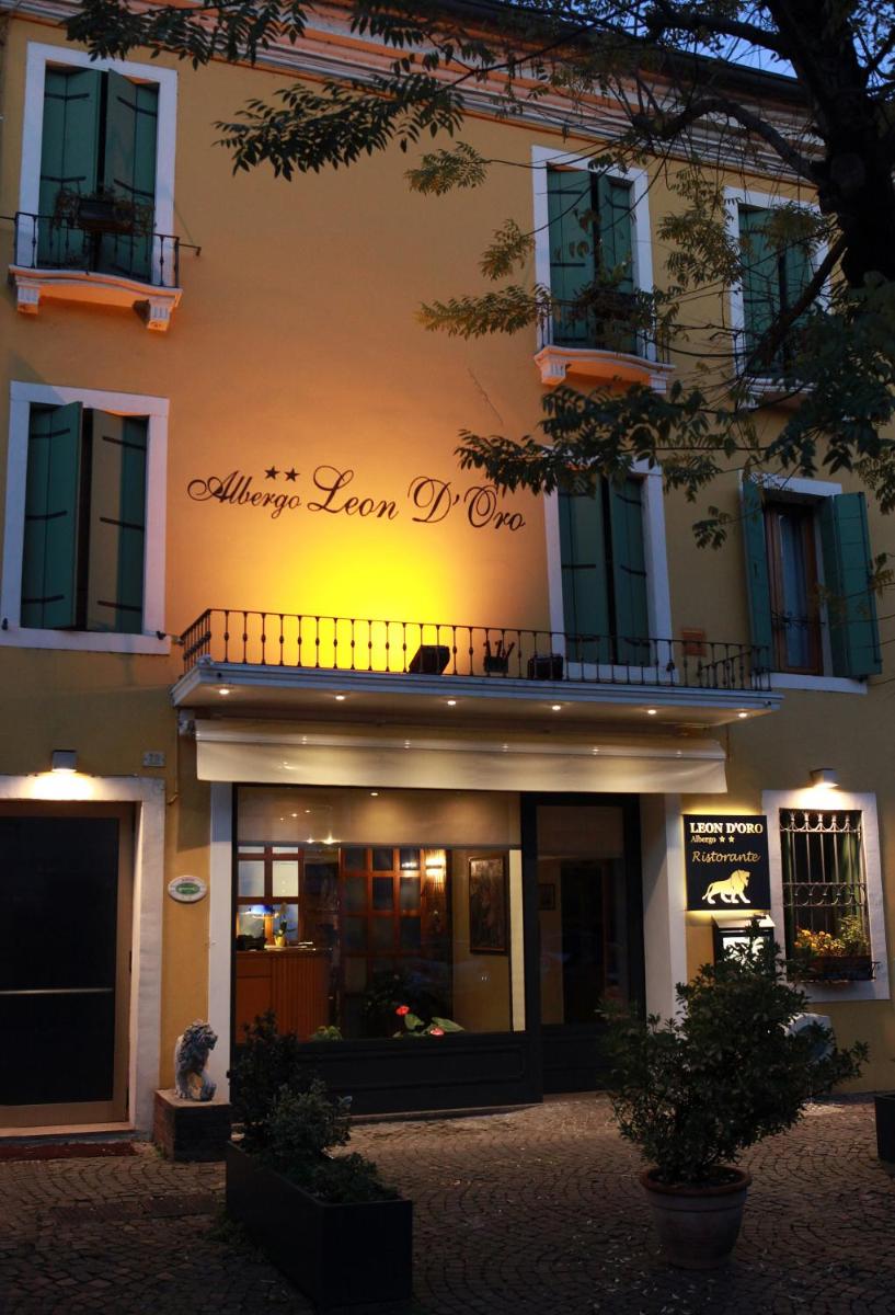 Albergo Ristorante Leon d'Oro - Housity