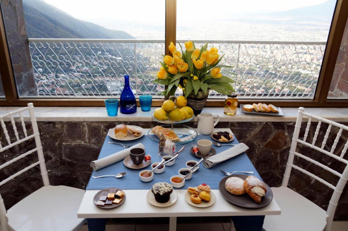 HOTEL VALLEVERDE - Housity