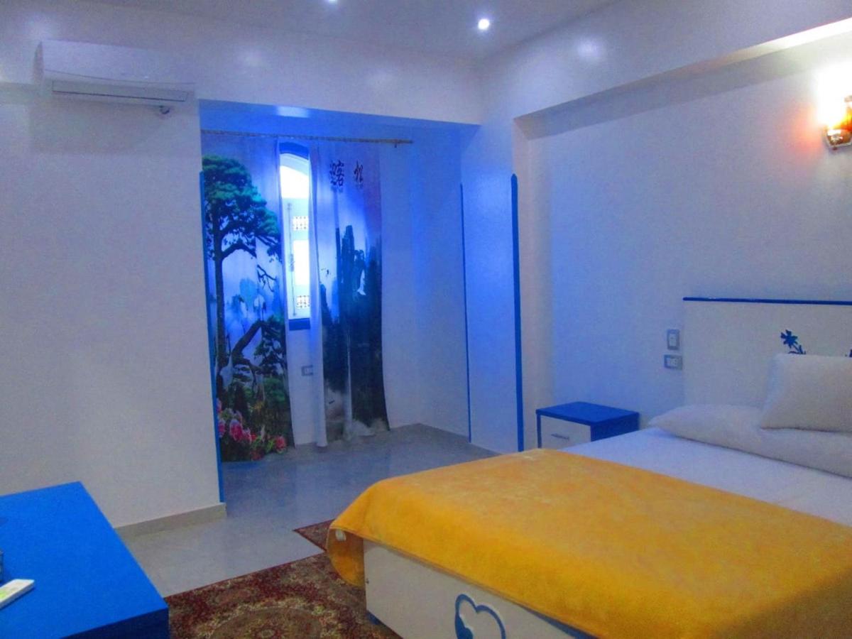 Moon Valley Apartments - Housity