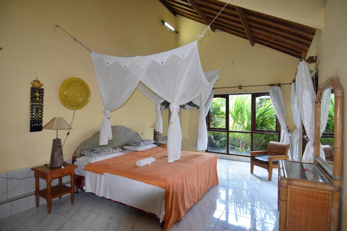 Suitetrails - Villa Ganesha, Banjar Beach, Lovina
