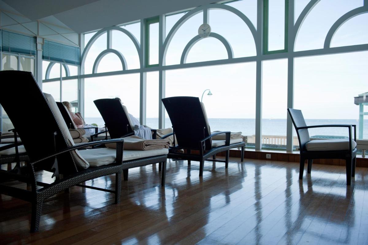 Vue générale sur la mer ou vue sur la mer prise depuis l'hôtel