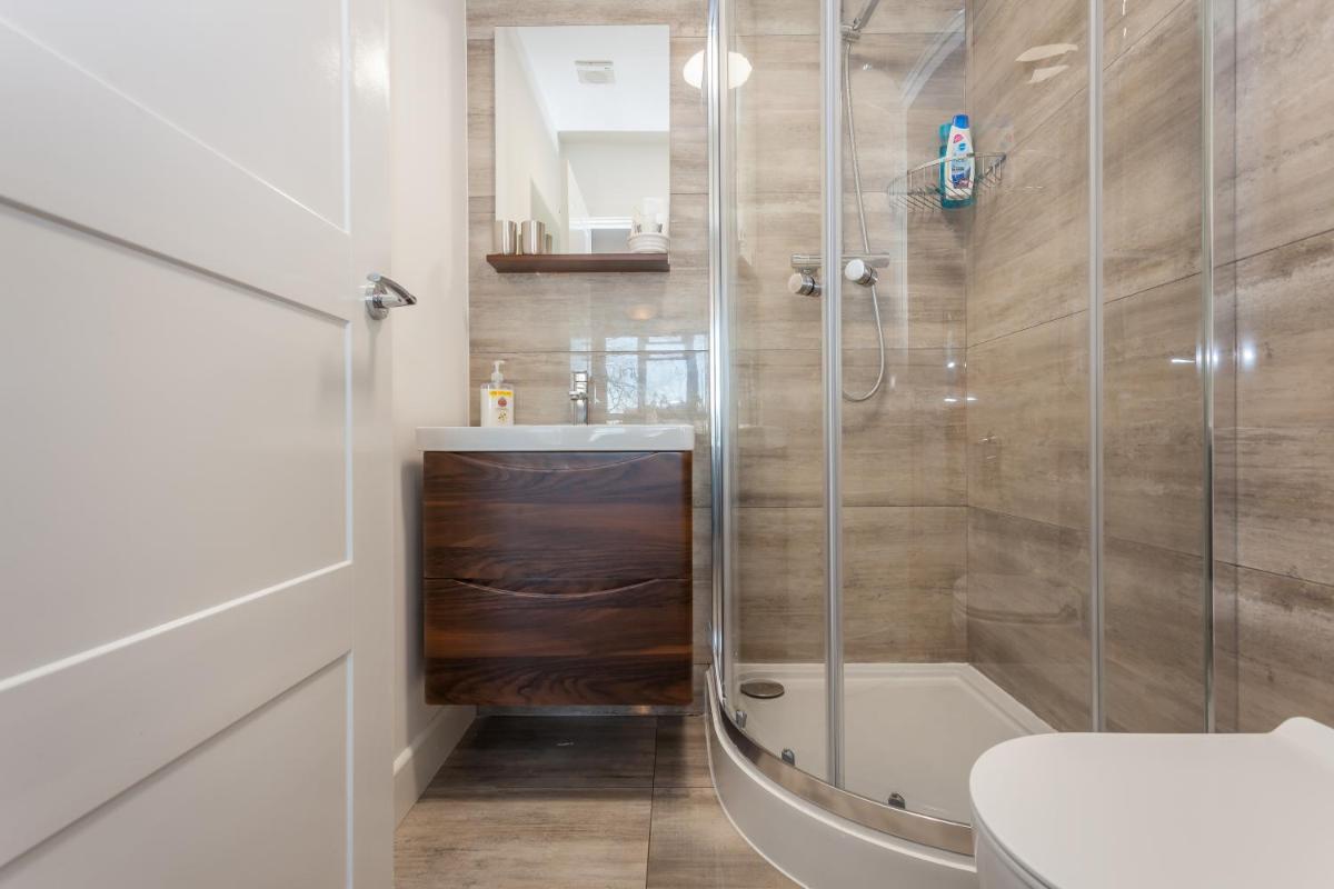 Treetops Apartment - Housity