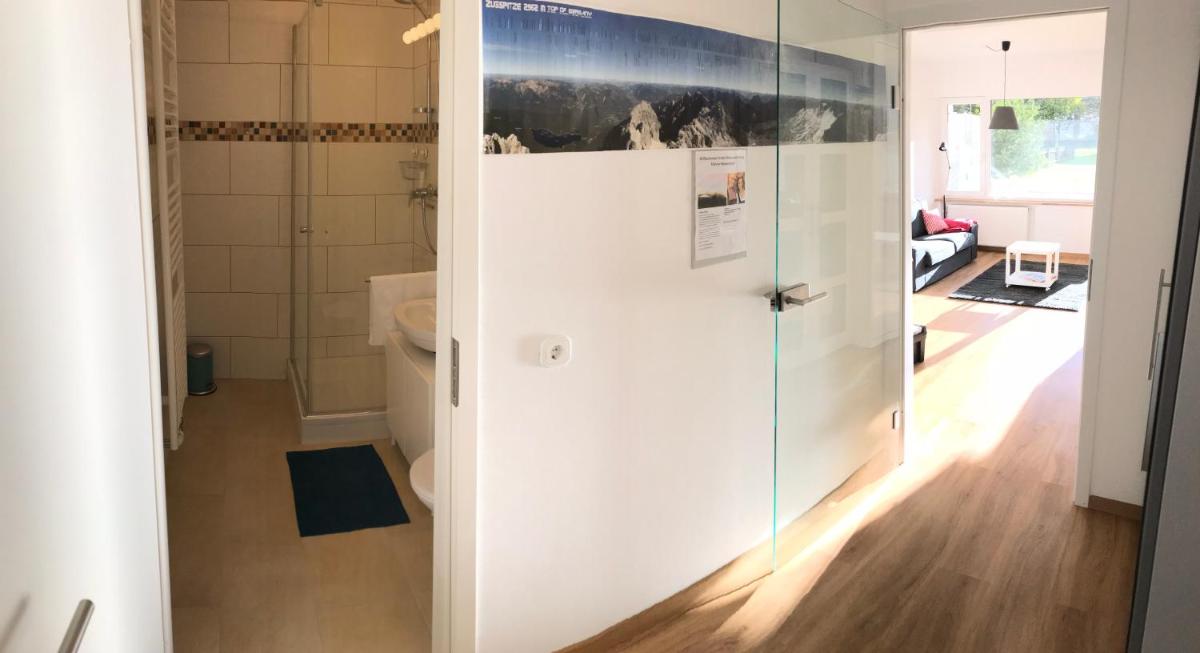 Central Garden-Mountain Apartment - Hizvo