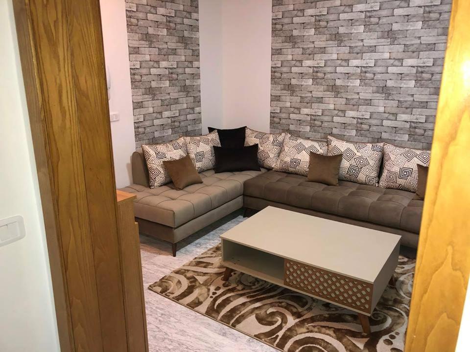Appartement S+1 Luxueux aux Jardins de Carthage - Housity