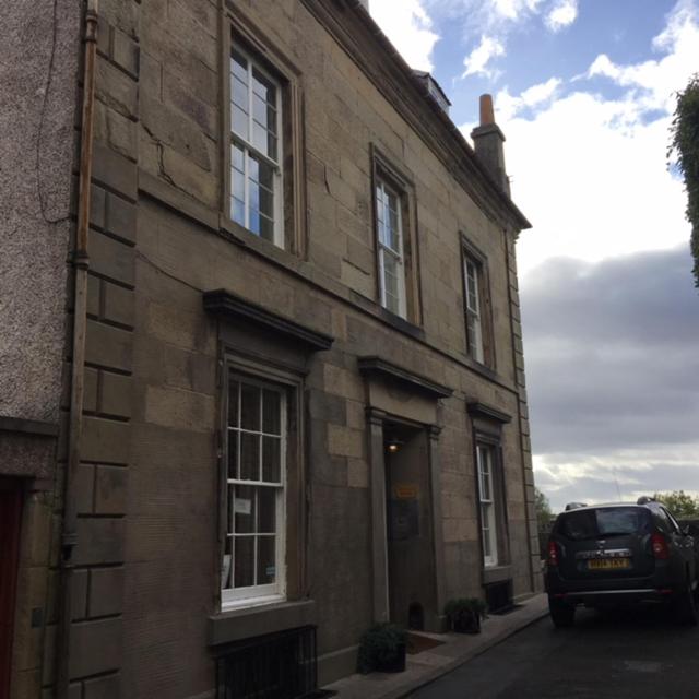 Duncan House - Housity