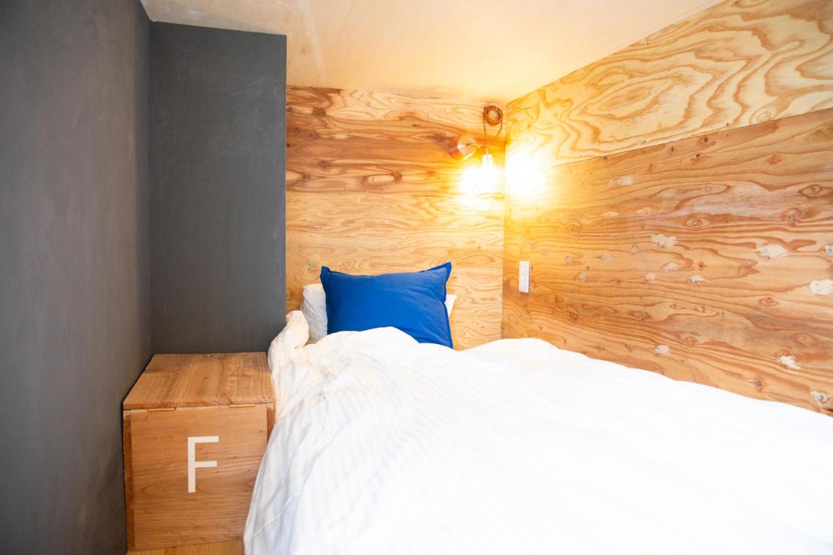 MEEDAFU'S YUI HOSTEL and COFFEE - Housity