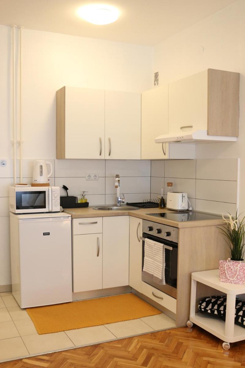 Studio Start - Housity
