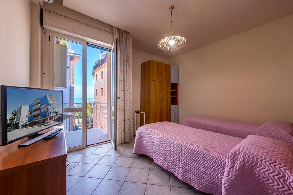 Hotel Le Soleil - Housity
