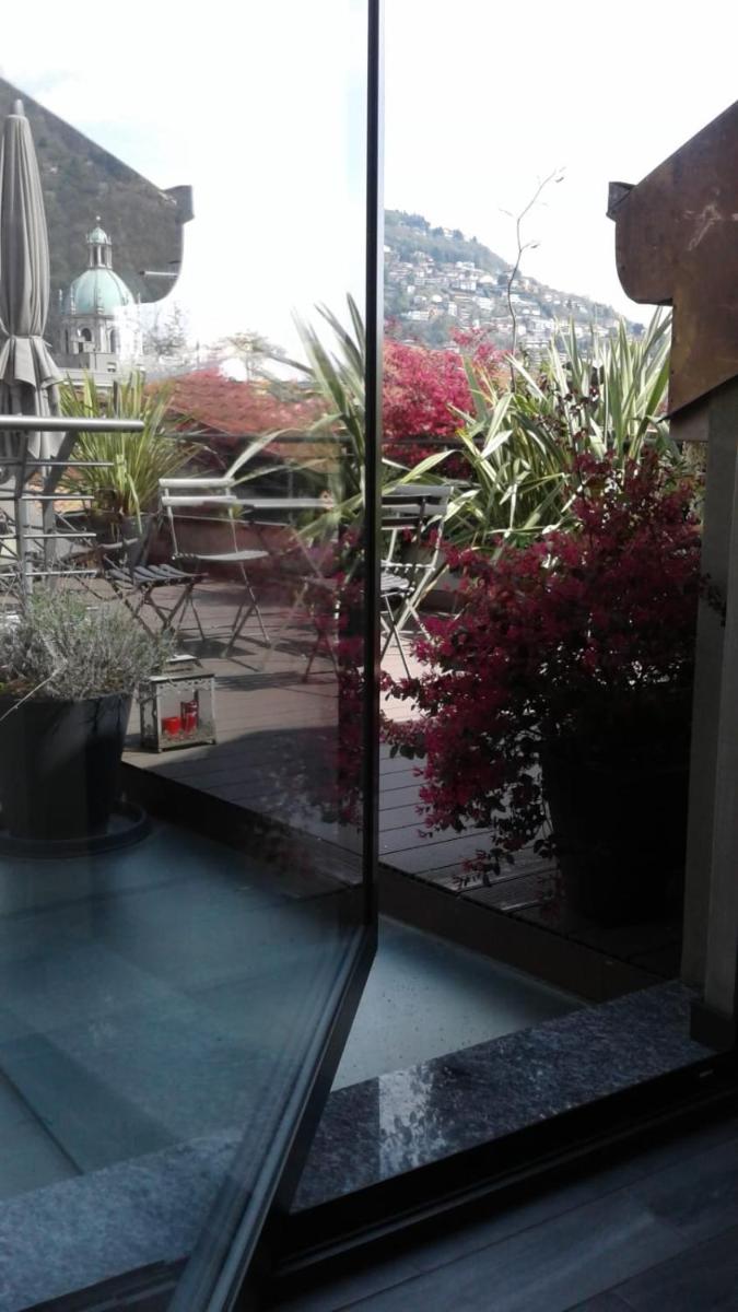 Como Via Carcano 13 - Housity