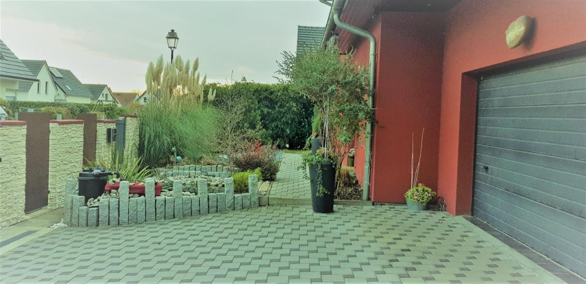 Gate 25 - Housity