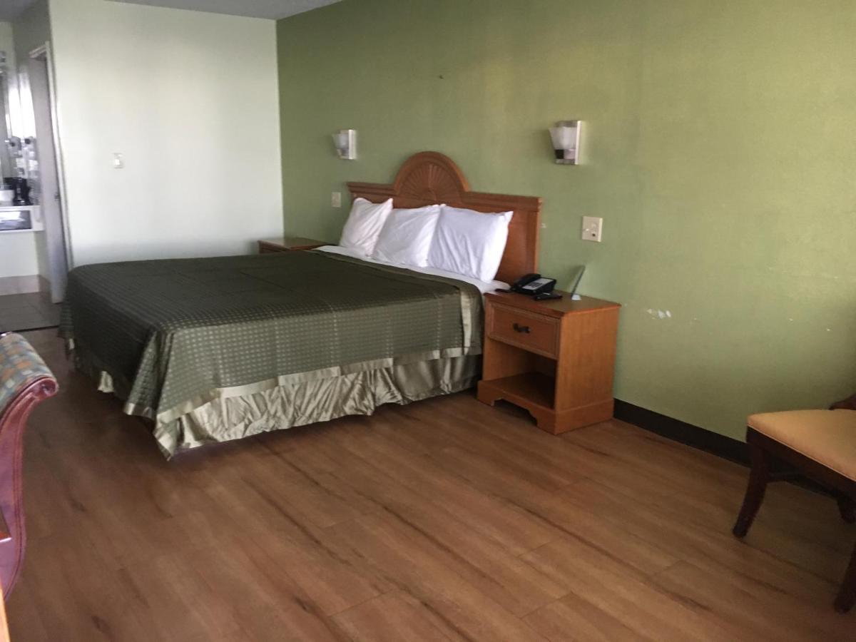 Bestway Inn - Madison - Housity