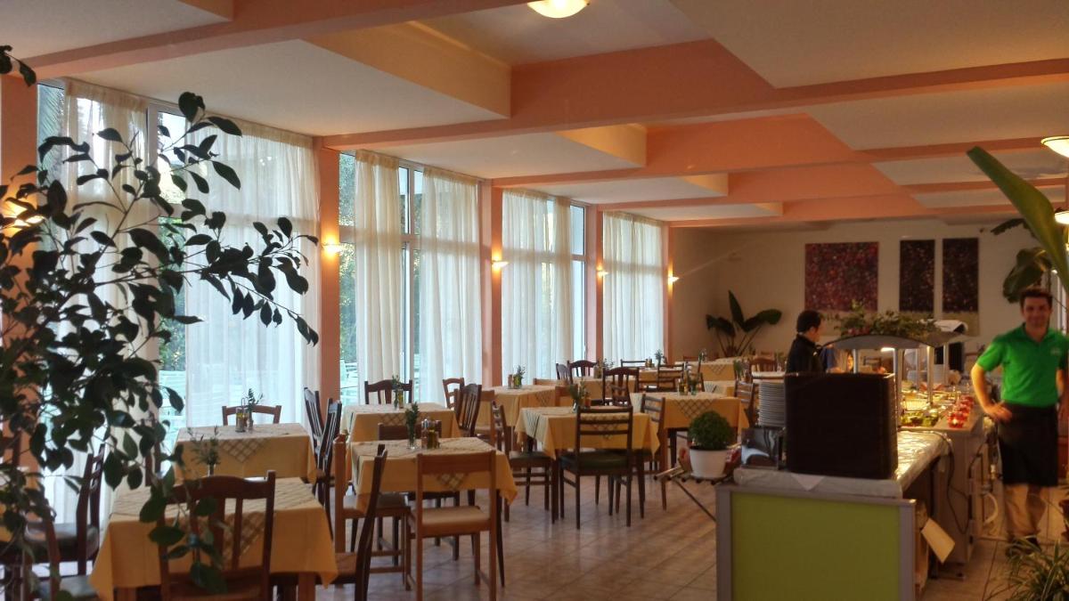 Ipsos Beach Hotel - Housity