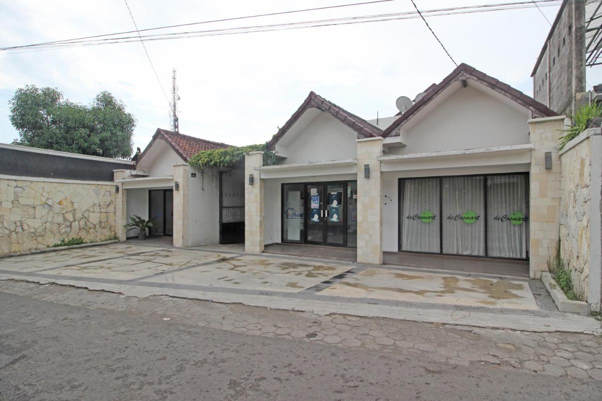 RedDoorz near Jogja City Mall - Housity