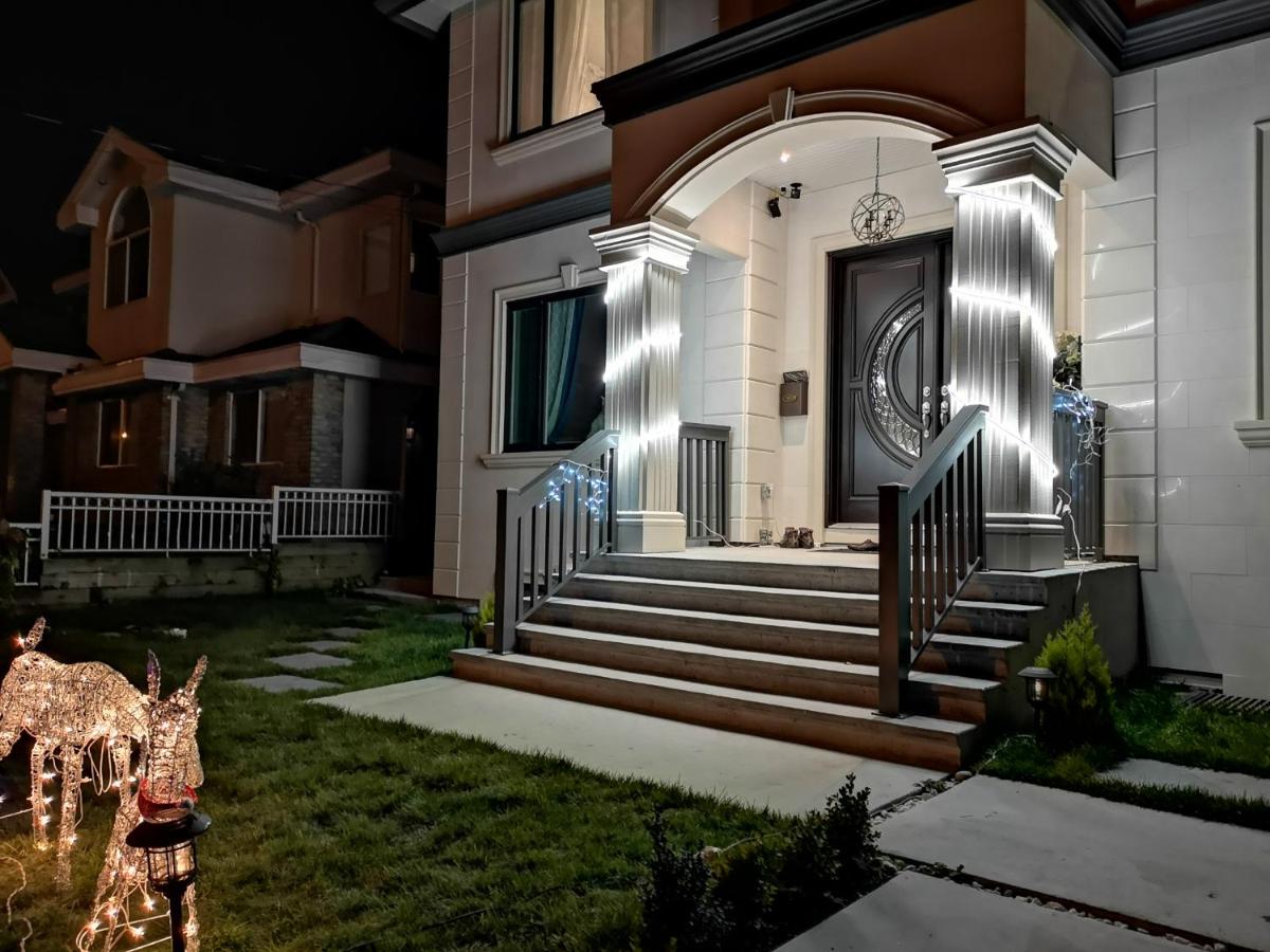 Metropolis MetroTown Area lovely place - Housity