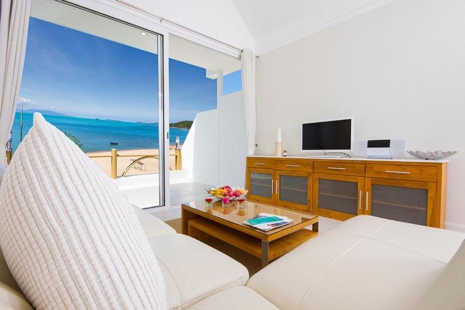B1 Beachfront Apartments - Housity