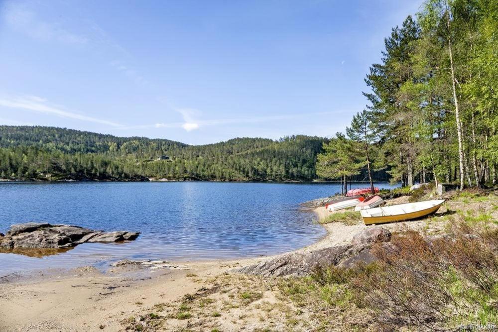 Bjørndalsvatnet - Housity