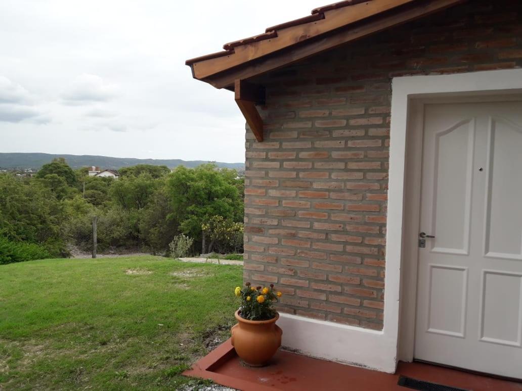 Hosteria Amaneseres - Housity