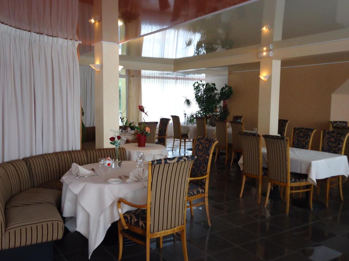 Hotel Le Pole Europeen - Housity