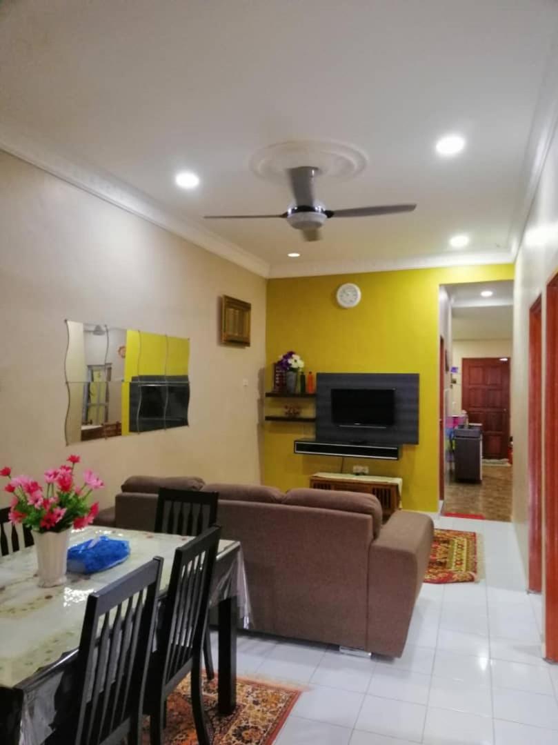 KhainadzMuslim Homestay - Hizvo
