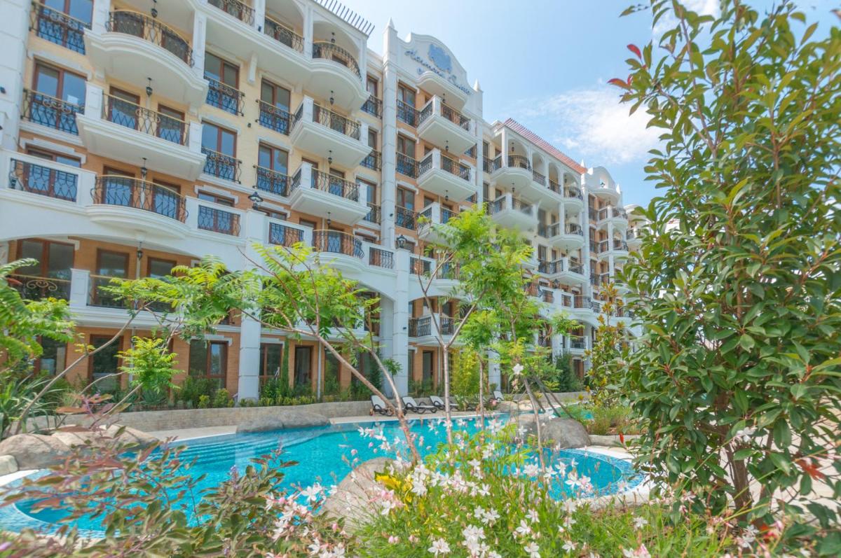 Harmony Suites Grand Resort - Housity