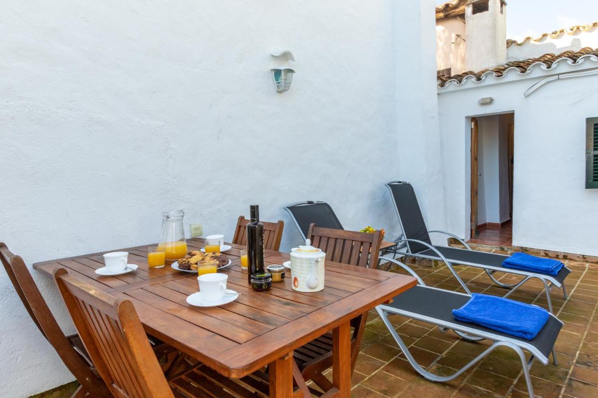 Townhouse Juana By homevillas360 - Housity