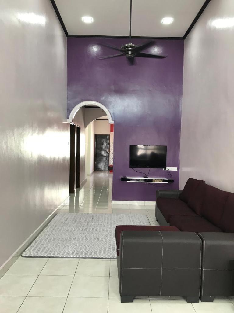 Safwa Homestay Bagan Serai - Housity