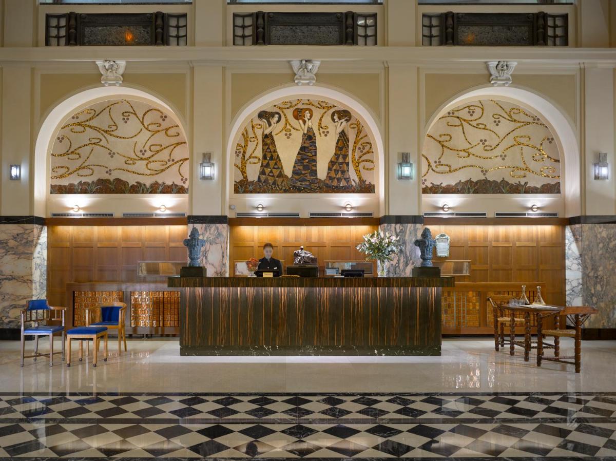 Grandezza Hotel Luxury Palace - Housity