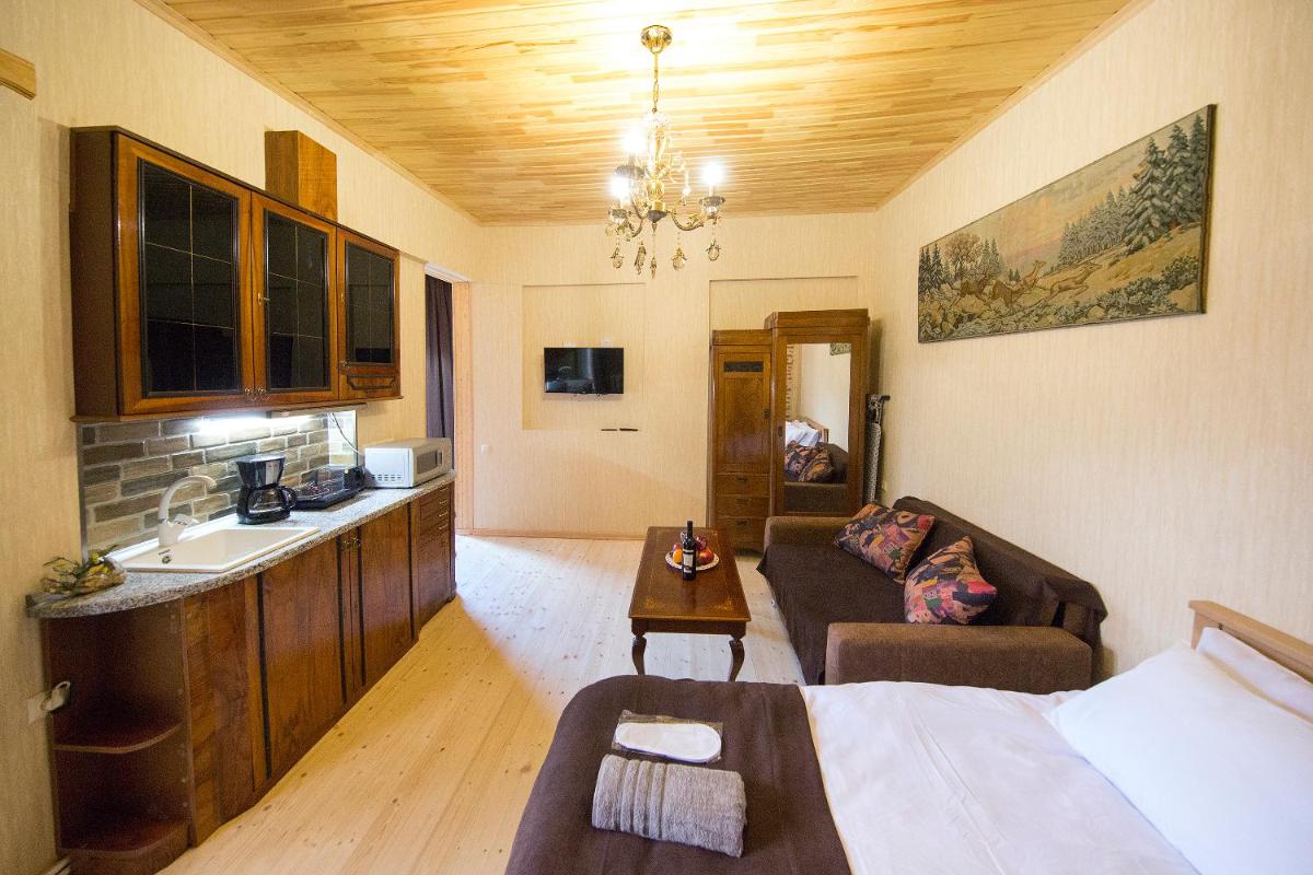 Room 19 - Housity