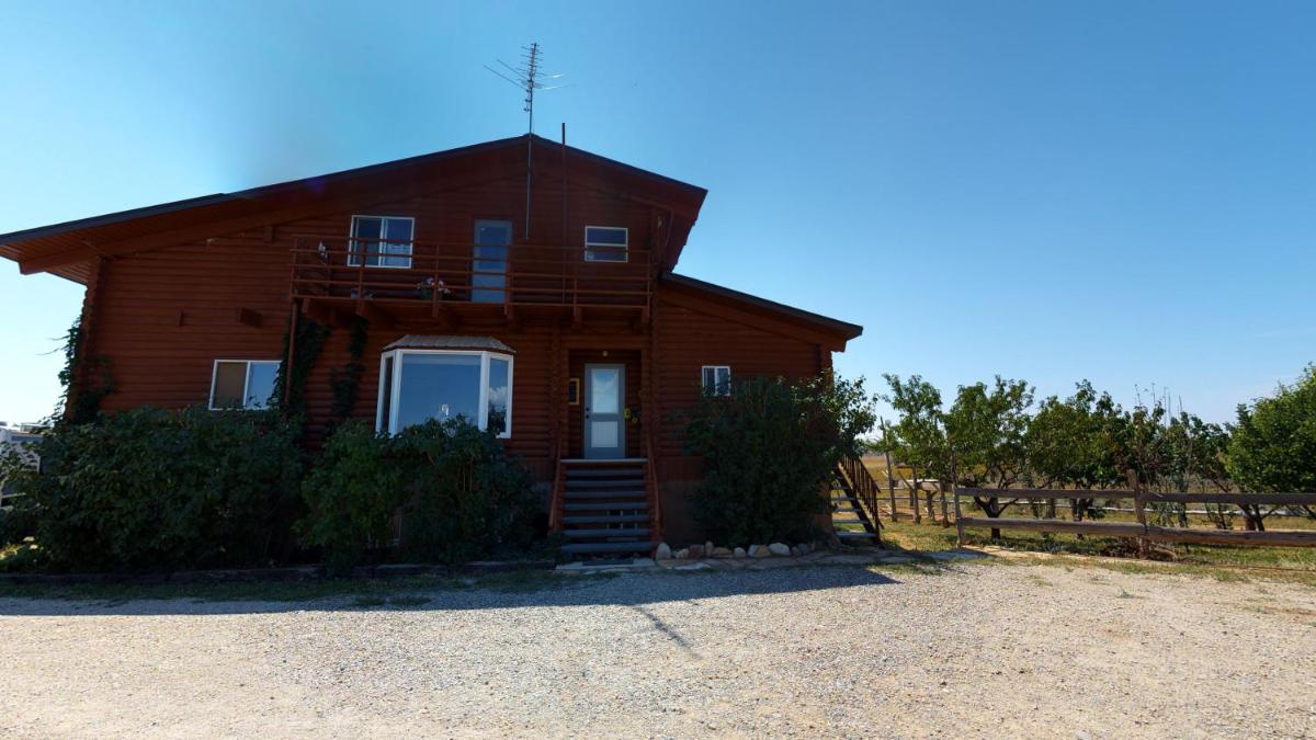 Juniper Ridge 5 BR Family Cabin - Housity