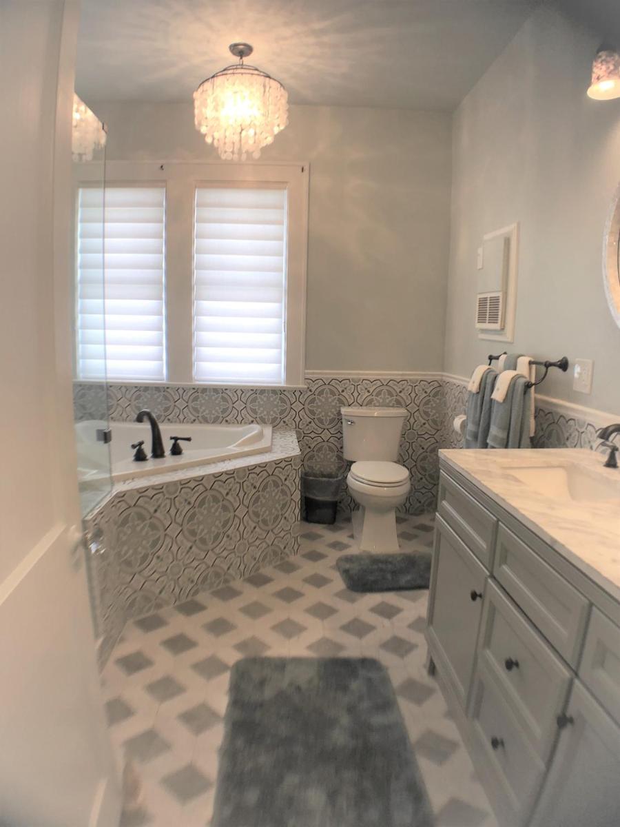 Suitetrails - Avenue O Bed and Breakfast