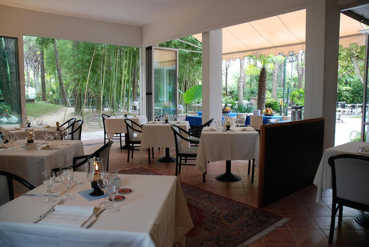 Hotel Valdor - Housity