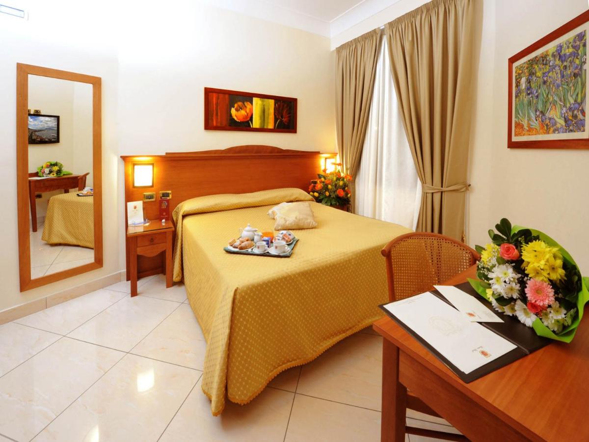 Buono Hotel - Housity