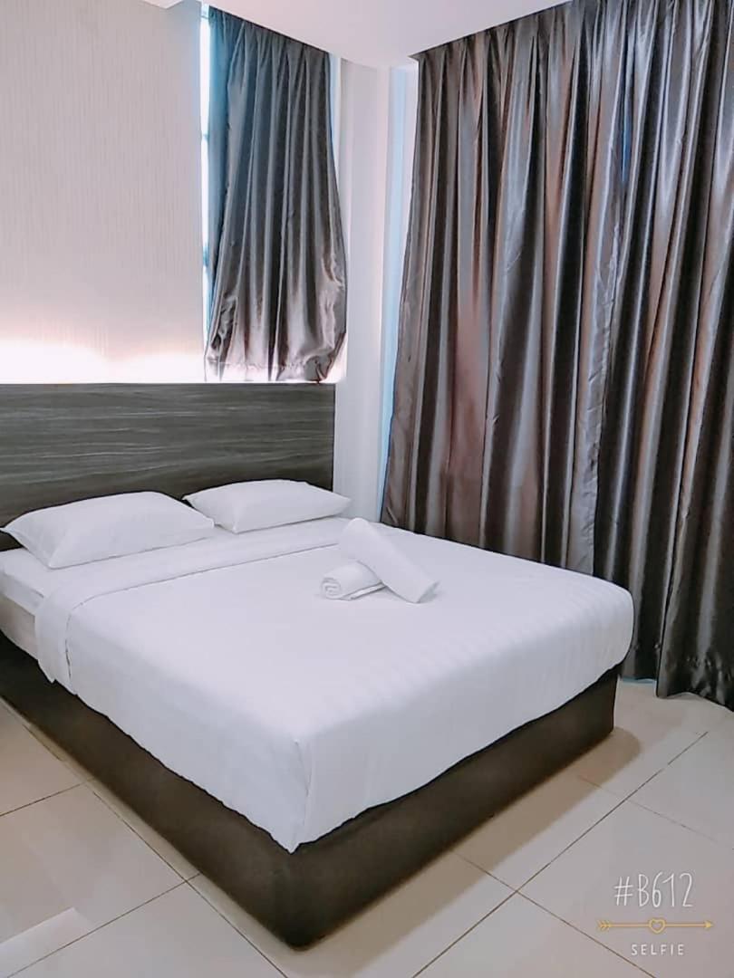 KU-3 HOTEL - Housity