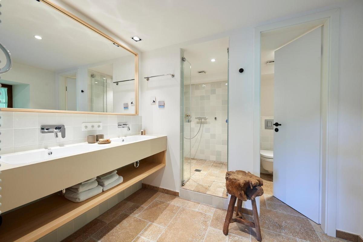 Hotel & Restaurant Linde - Housity