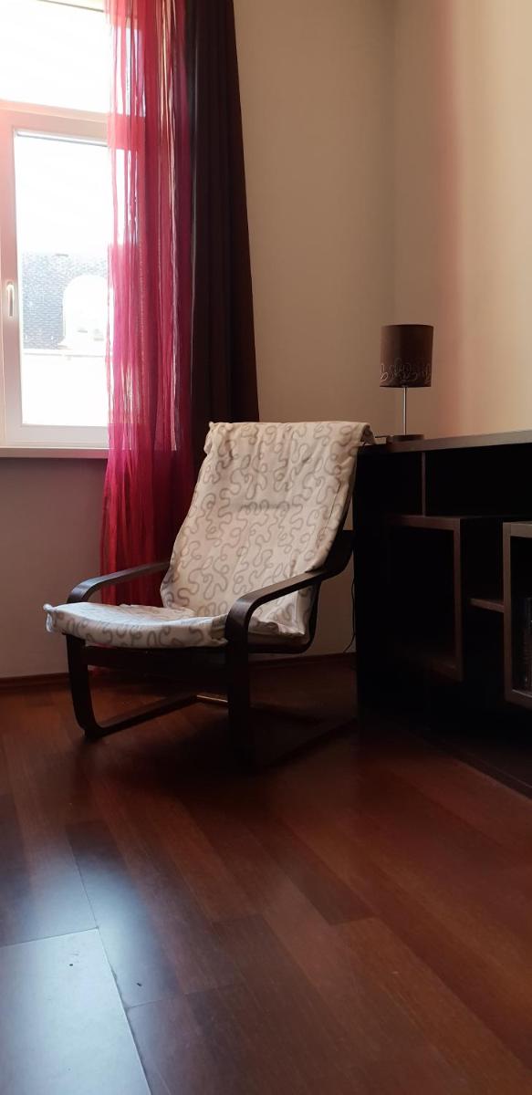 Romantic Central Flat - Housity