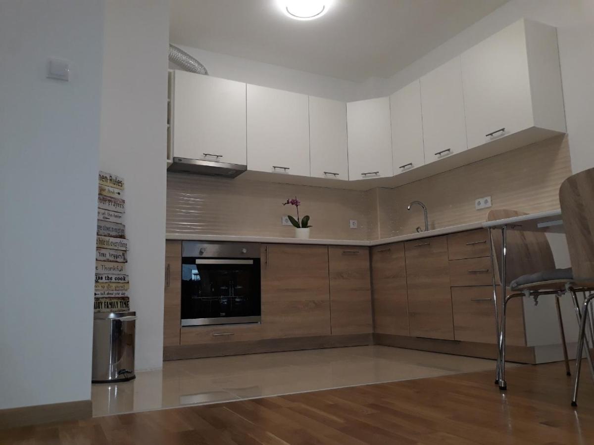 Apartman Lukana - Housity