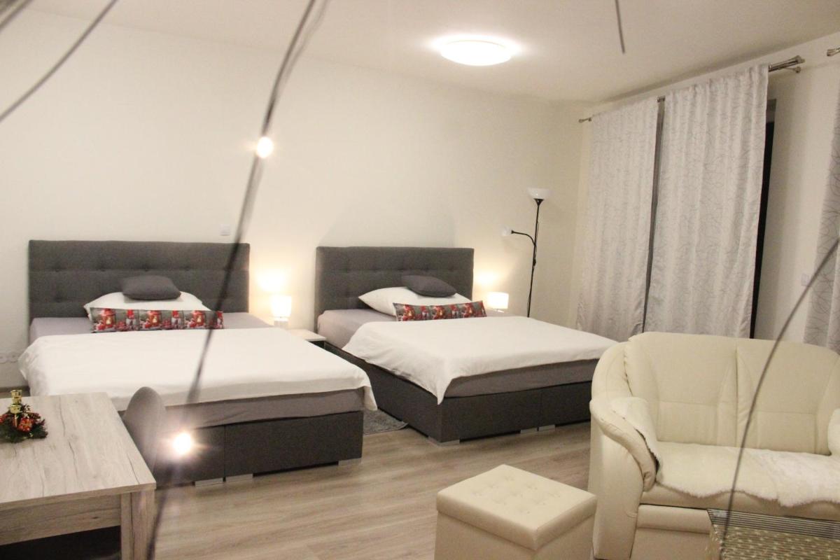 Element Prag Airport Apartment - Housity