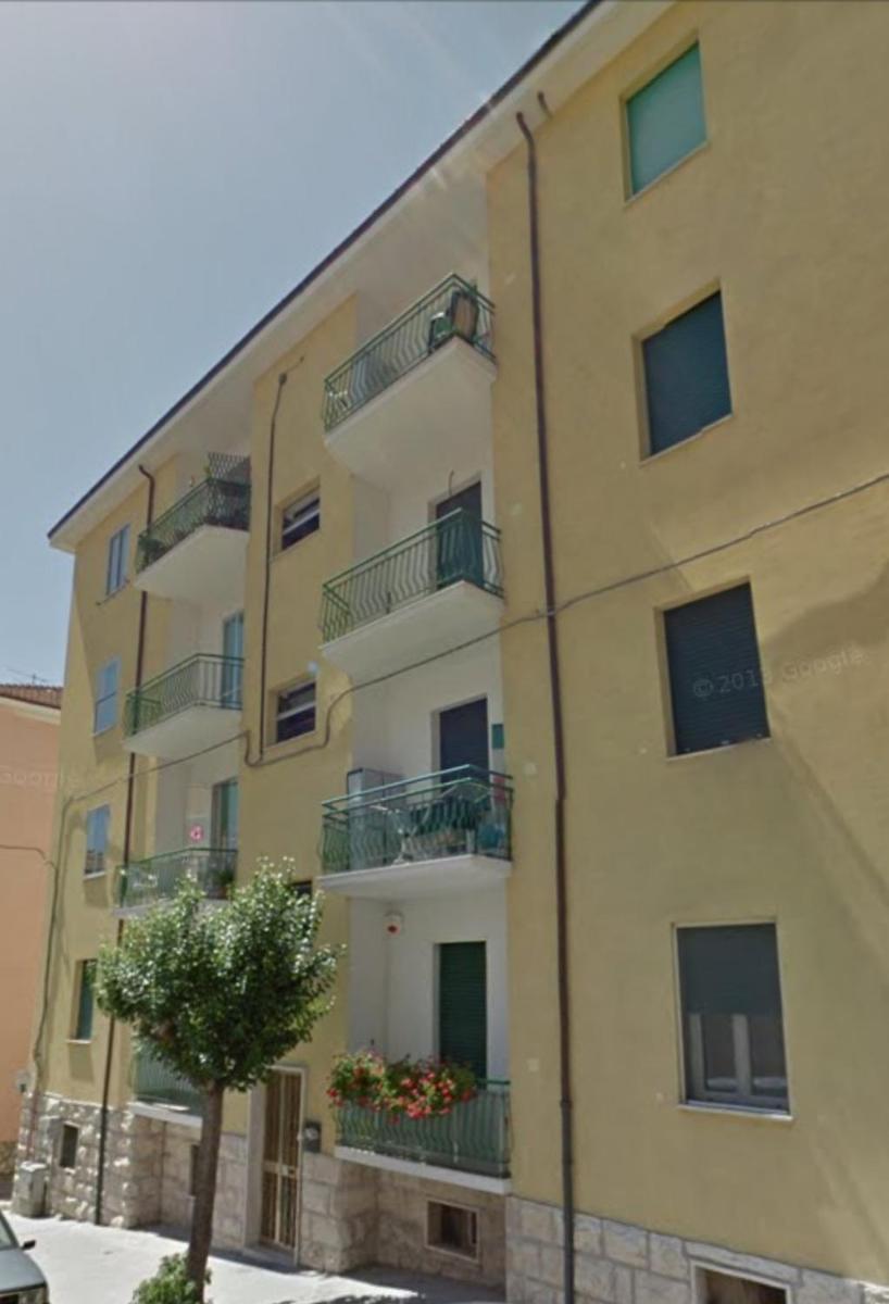 Primo a destra - Housity