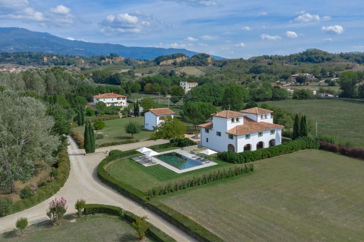 VIESCA Suites & Villas Il Borro Toscana - Housity