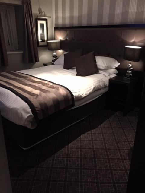 The Angel Hotel Wetherspoon - Housity