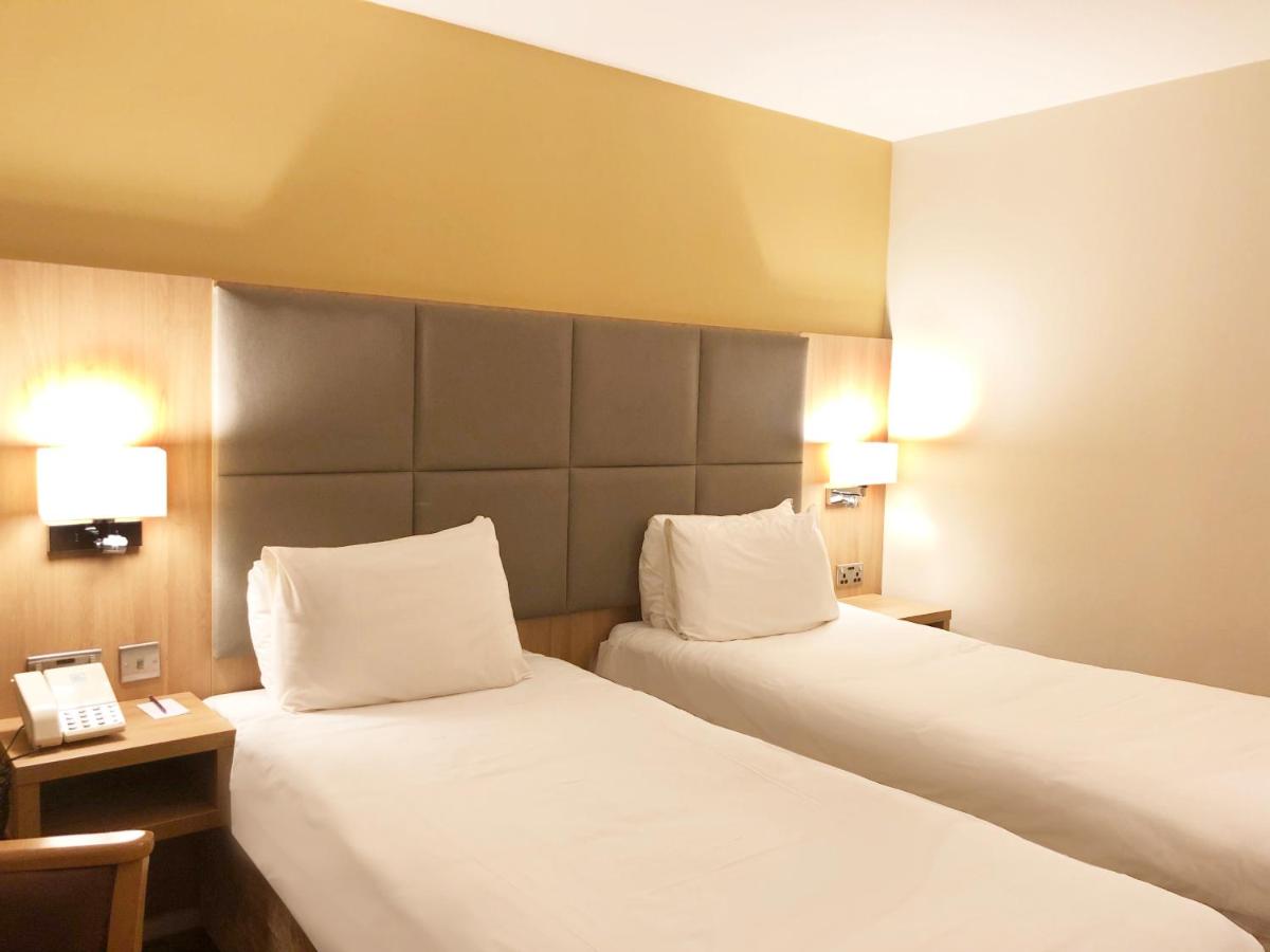 Mercure Hatfield Oak Hotel - Housity