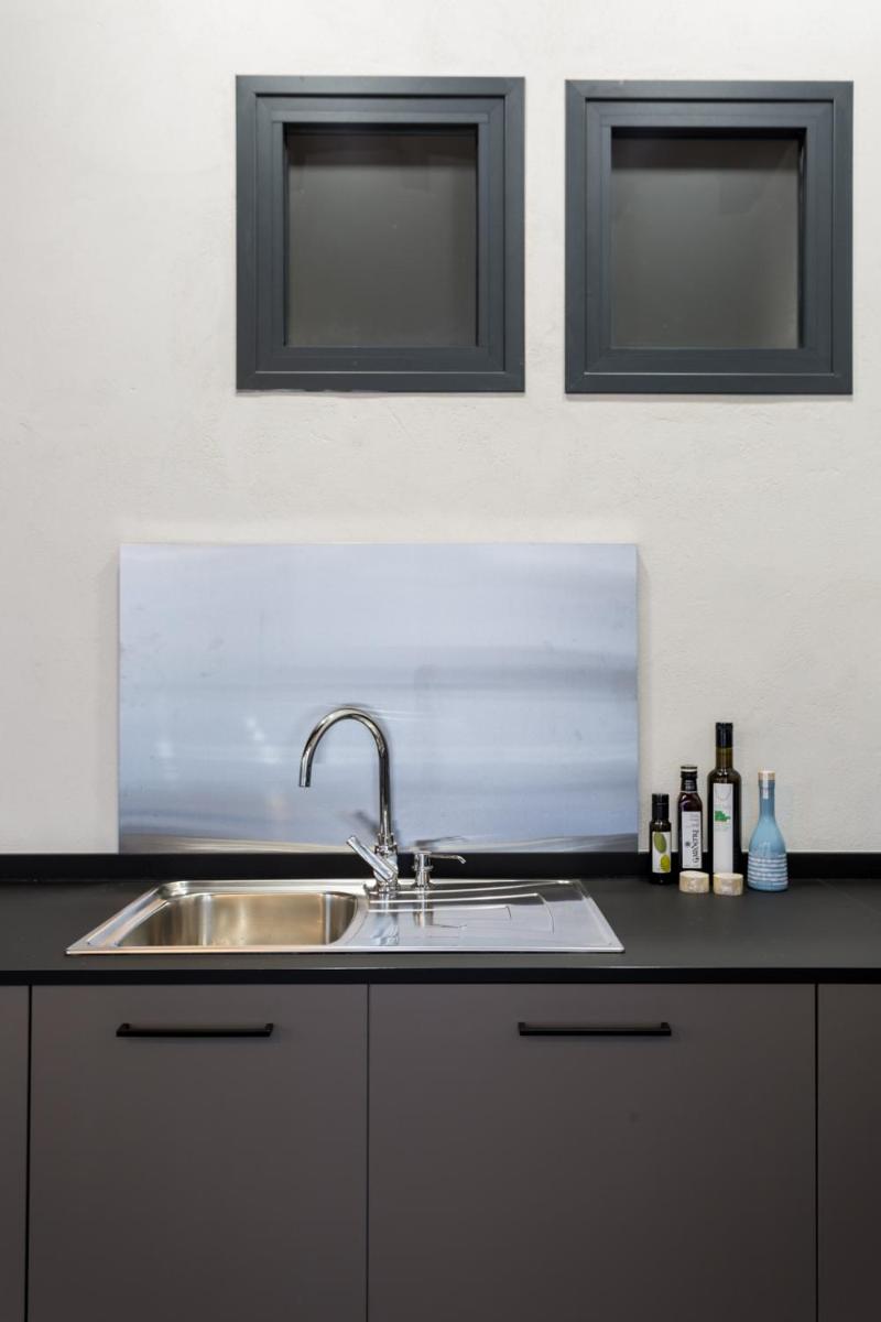 Suitetrails - Oak & Sandstone Studio - Space Maison Apartments